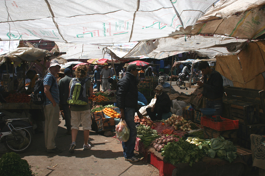 5555_Marrakech - De groente en fruitmarkt.jpg